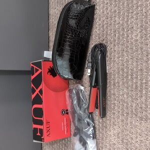 NEW Mini Hair Straightener Iron